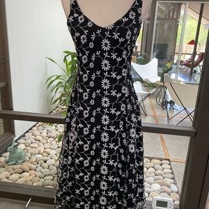 Stunning Jill McGowan silk dress